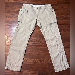 Ralph Lauren Denim&Supply two pocket cargo style khaki pants. Size 36x32 EUC